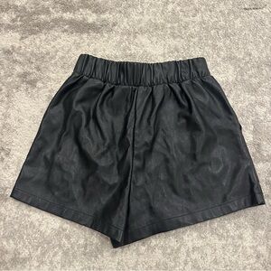 Black Vegan Leather Shorts Steve Madden BB Dakota XS Loose Jogger Shorts Pockets